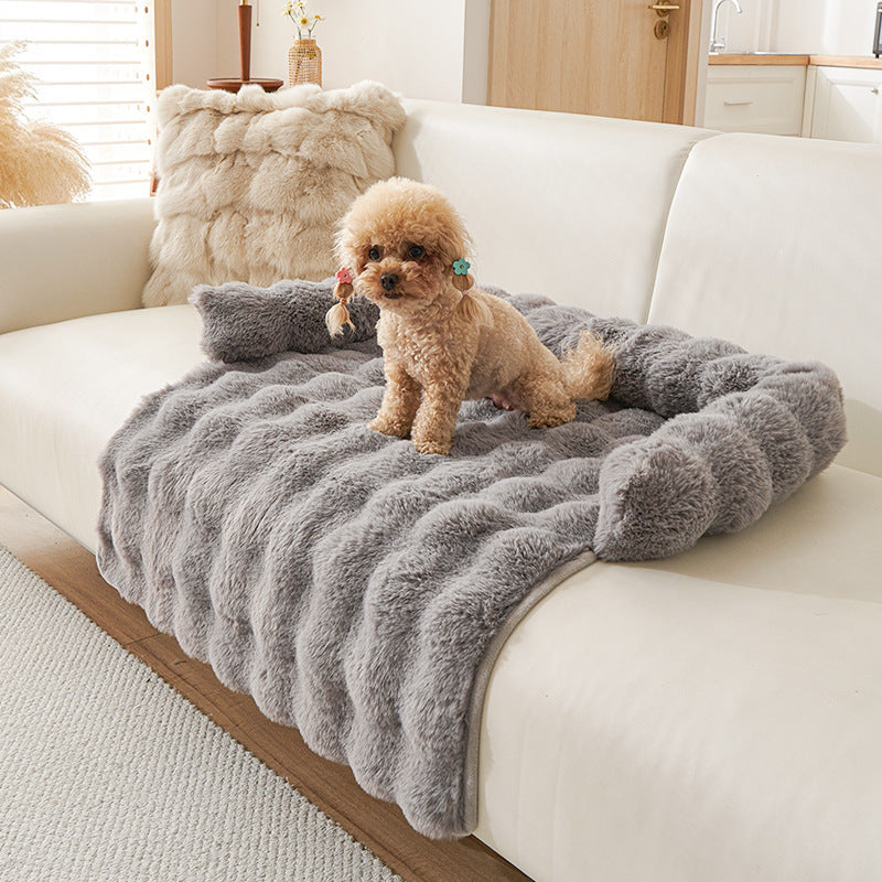 Winter Thicken Thermal Dog Mat – Non-Slip Plush Pet Bed